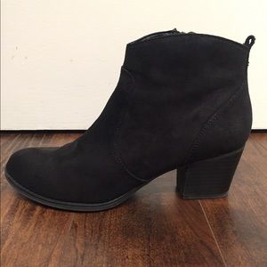 Franco Sarto Black Booties (Size 8)